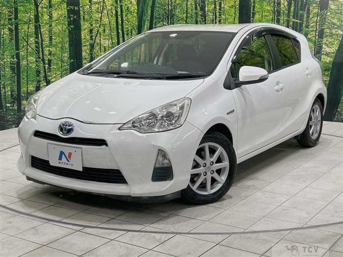 2012 Toyota AQUA