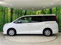 2016 Toyota Noah