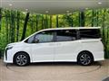 2018 Toyota Voxy