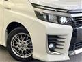2016 Toyota Voxy