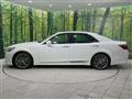 2013 Toyota Crown Hybrid