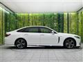 2019 Toyota Crown Hybrid