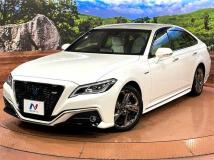 2019 Toyota Crown Hybrid