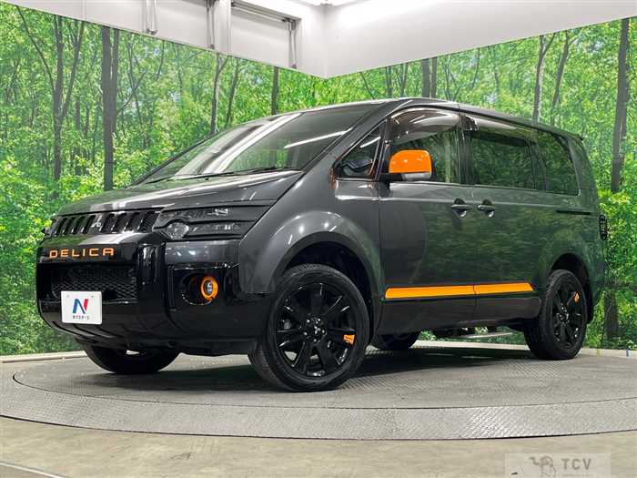2018 Mitsubishi Delica D5