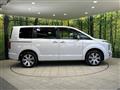 2024 Mitsubishi Delica D5
