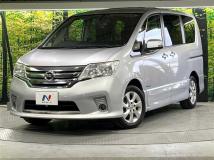 2013 Nissan Serena