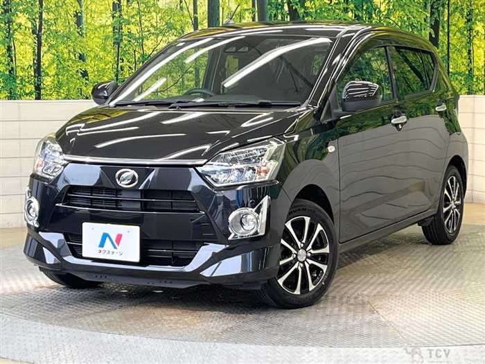 2017 Daihatsu Mira Es