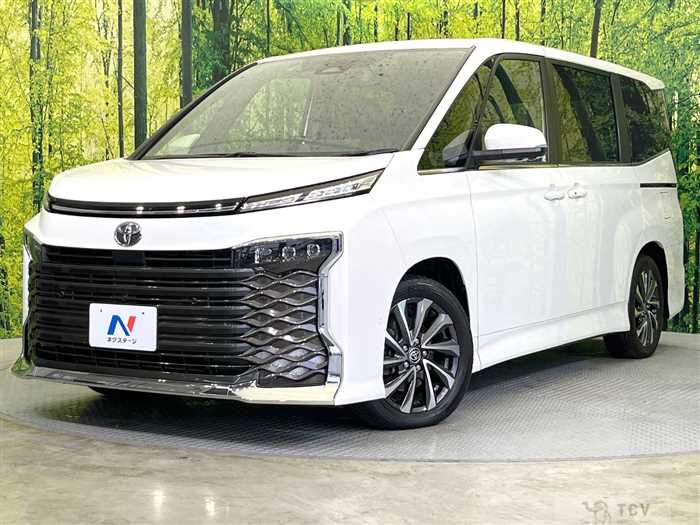 2023 Toyota Voxy