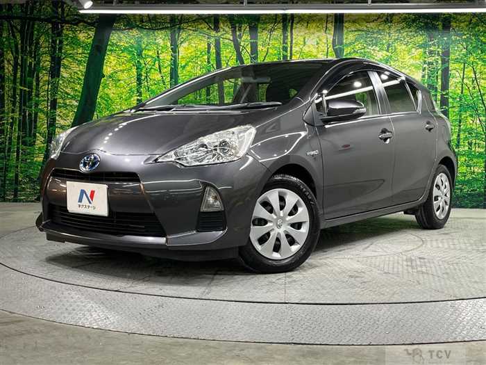 2013 Toyota AQUA