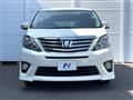 2013 Toyota Alphard Hybrid
