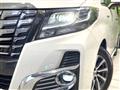 2015 Toyota Alphard Hybrid