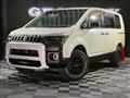 2010 Mitsubishi Delica D5