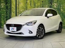 2016 Mazda Demio