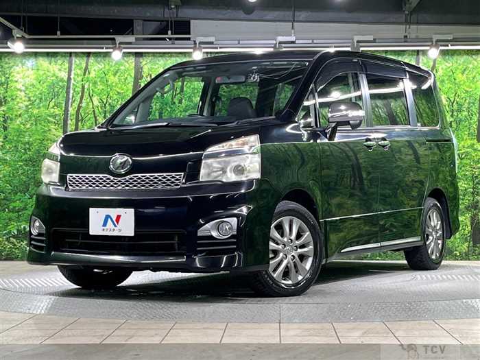 2013 Toyota Voxy