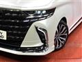 2023 Toyota Alphard Hybrid