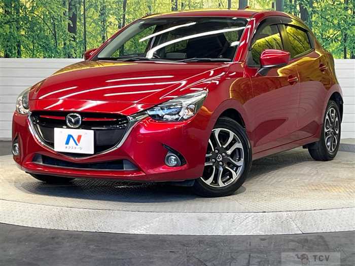 2016 Mazda Demio