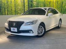 2013 Toyota Crown