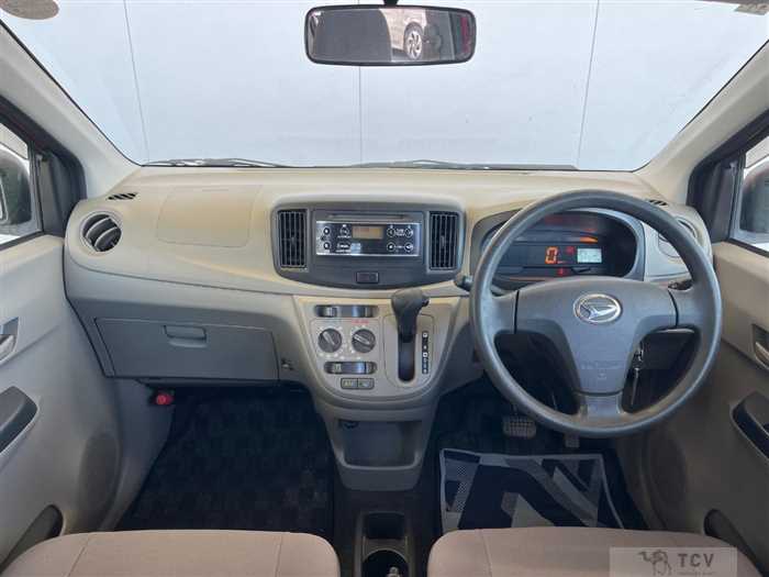 2013 Daihatsu Mira Es
