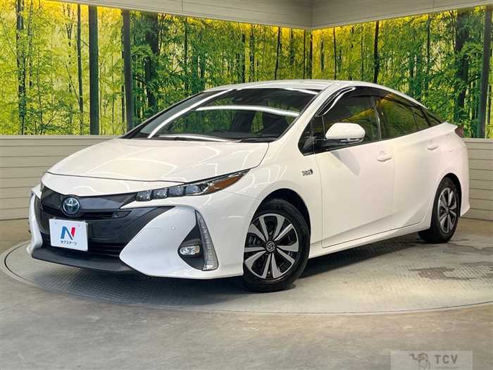 2019 Toyota Prius PHV