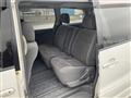 2003 Toyota Estima