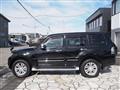 2014 Mitsubishi Pajero