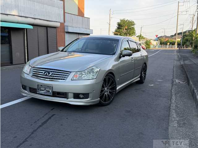 2005 Nissan Fuga