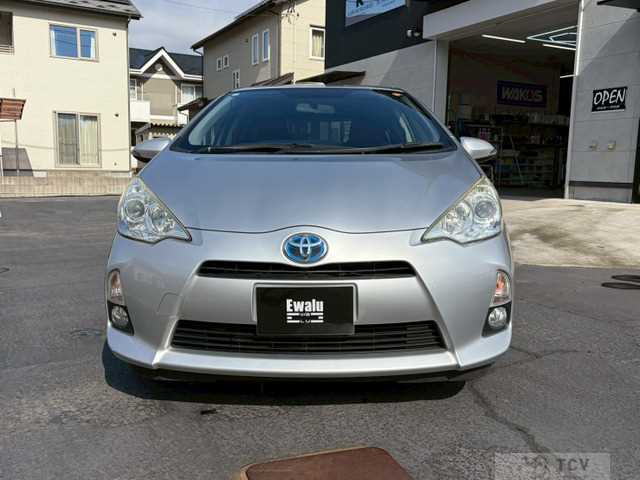 2013 Toyota AQUA