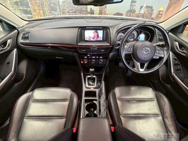 2013 Mazda Atenza