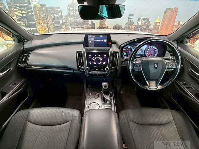2018 Toyota Crown
