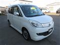 2011 Mitsubishi Delica