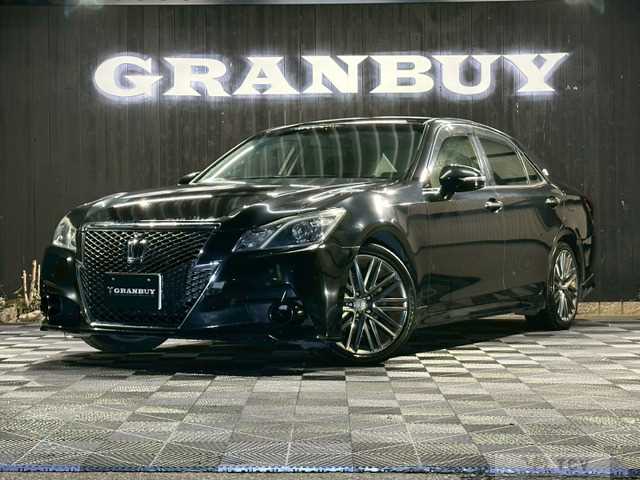 2013 Toyota Crown Athlete Series
