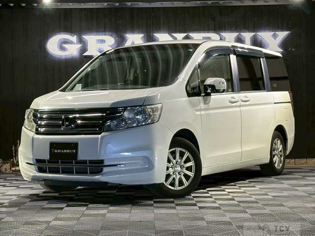 2013 Honda Step WGN