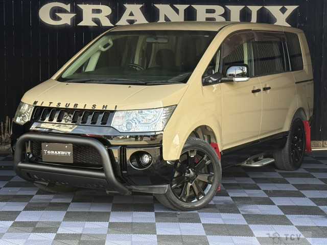 2007 Mitsubishi Delica D5