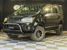 2010 Mitsubishi Delica D5
