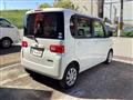 2011 Daihatsu Tanto