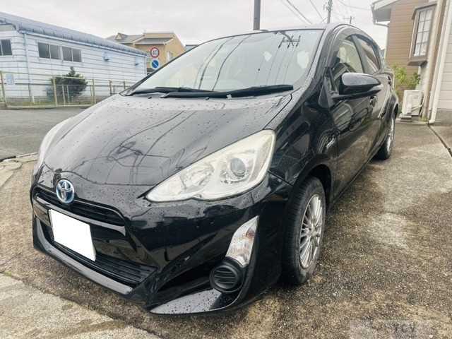 2015 Toyota AQUA
