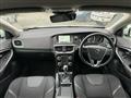 2016 Volvo V40