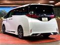 2023 Toyota Alphard Hybrid