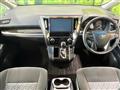 2017 Toyota Alphard