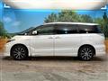 2013 Toyota Estima Hybrid