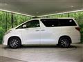 2012 Toyota Alphard Hybrid