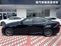 2017 Lexus IS