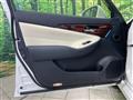2013 Toyota Crown Hybrid