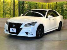 2015 Toyota Crown Hybrid