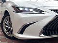 2019 Lexus ES