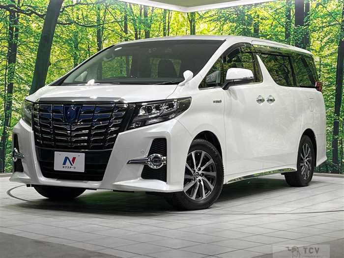 2017 Toyota Alphard Hybrid