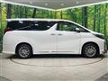 2022 Toyota Alphard Hybrid