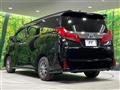2022 Toyota Alphard Hybrid