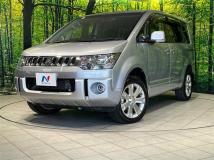 2014 Mitsubishi Delica D5