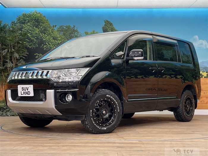 2015 Mitsubishi Delica D5
